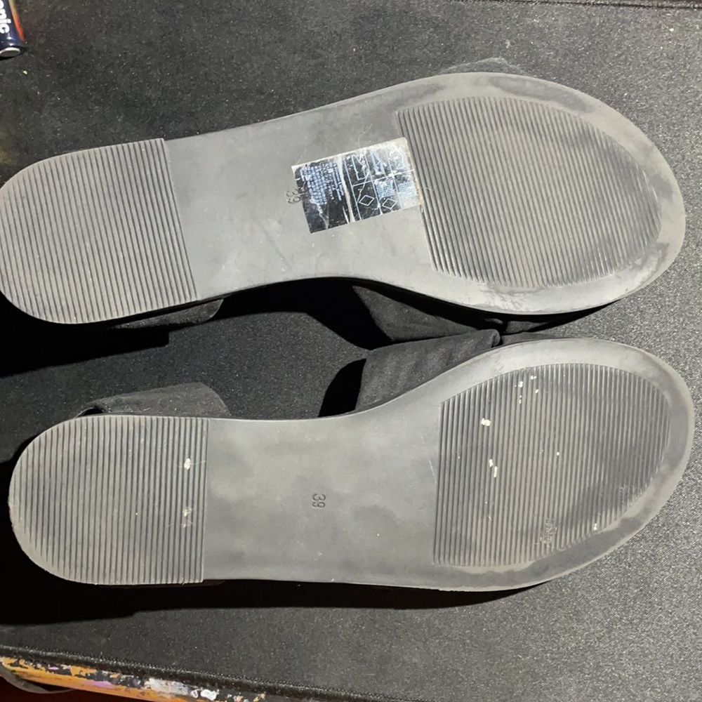 Divided sandals - Picture 4 of 4